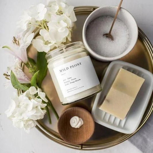 Velora Soy Candle – Luxury Long-Lasting Fragrance (Hand-Poured, Eco-Friendly)